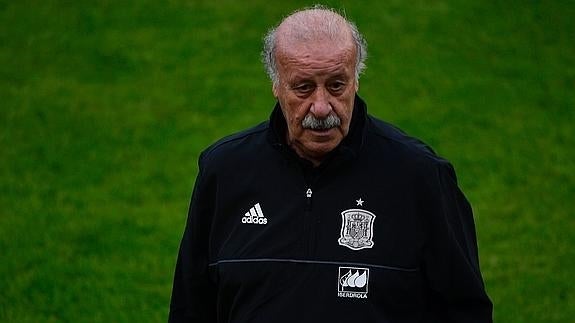 Del Bosque reconoce que Villar quiere que se quede