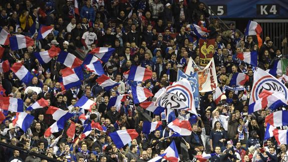 Francia luchará contra el terrorismo a través de internet