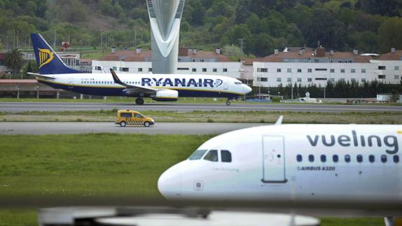 Las 'low cost' transportan a casi 14 millones de pasajeros hasta mayo, un 15% más