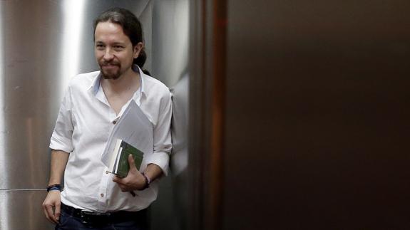 Iglesias ve «patético» que Sánchez se preocupe más por Podemos que por Rajoy