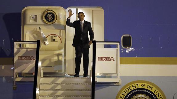 Obama aterriza en España para una visita exprés