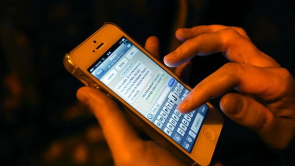 Los españoles no aguantan una hora sin revisar Whatsapp