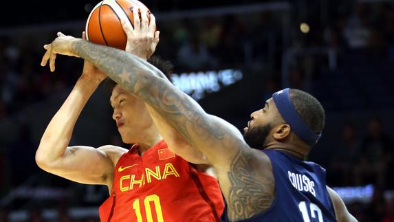Un tiroteo entre delicuentes atrapa en medio a la delegación olímpica china de baloncesto