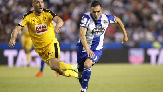 Lucas Pérez ya es jugador del Arsenal