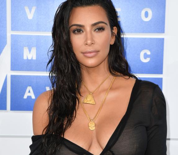 Roban a Kim Kardashian a punta de pistola en su residencia de París