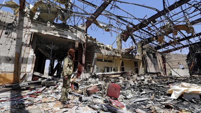 Estados Unidos revisará su apoyo a la coalición árabe tras la masacre en Yemen