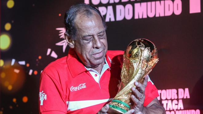 Fallece Carlos Alberto, legendario capitán del Brasil del 70