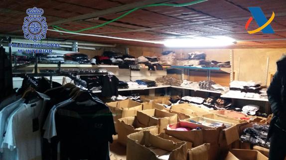 Desmantelada la mayor banda de distribución de falsificaciones