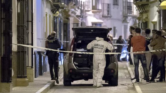 Detenido tras hallar muertas a su madre y su hermana en Sevilla