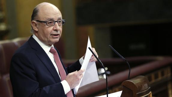 PP, PSOE, C's y PNV respaldan los objetivos de déficit vinculados al techo de gasto