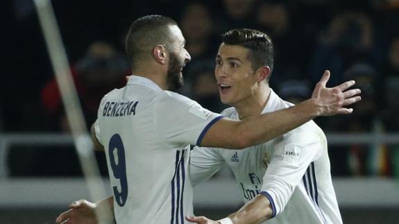 Benzema ejerce de guía