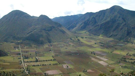 Cómo vivir en el cráter de un volcán en Ecuador