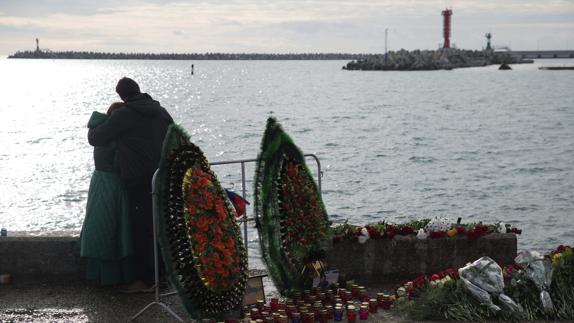 Rusia encuentra restos de avión en el mar Negro y descarta el atentado terrorista