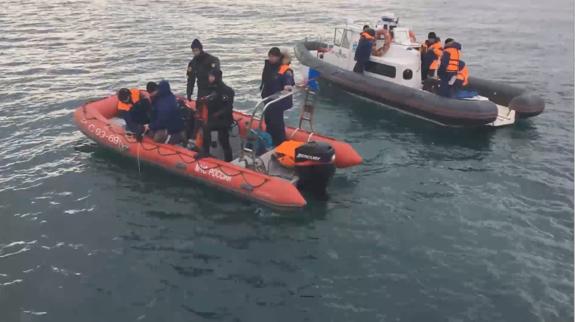 Recuperan 15 cadáveres y multitud de restos humanos en la zona del siniestro del avión ruso
