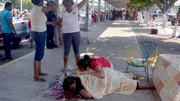 Un comando asesina a seis personas en el mercado de Acapulco