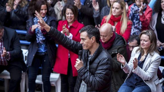 Sánchez inicia una gira por España para «escuchar a los militantes»