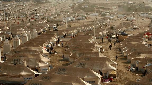 Al menos once muertos en un atentado contra un campamento de desplazados en Siria