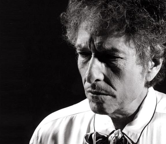 Bob Dylan homenajea a los clásicos americanos en 'Triplicate'