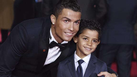 Cristiano Ronaldo será padre de gemelos por gestación subrogada