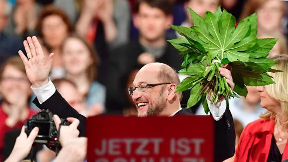 Los socialdemócratas alemanes eligen a Schulz para destronar a Merkel