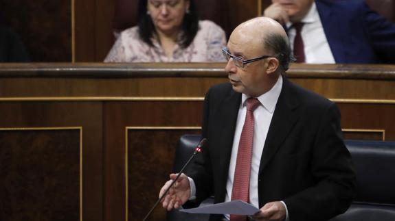 Montoro garantiza que España cumplirá «con holgura» el objetivo de déficit de 2016