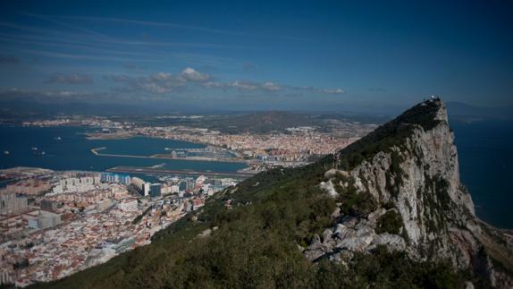 La Eurocámara deja fuera a Gibraltar de su postura sobre el 'Brexit', como quería España