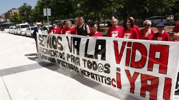 Los expertos proponen 21 medidas para erradicar en cuatro años la hepatitis C en España