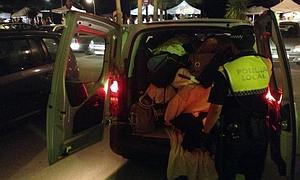 La Policía Local de Mijas interviene más de un centenar de artículos falsificados