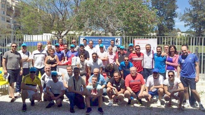 Torneo de pádel en el día del patrón de los graduados sociales