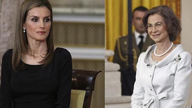 Doña Sofía y doña Letizia repiten modelito