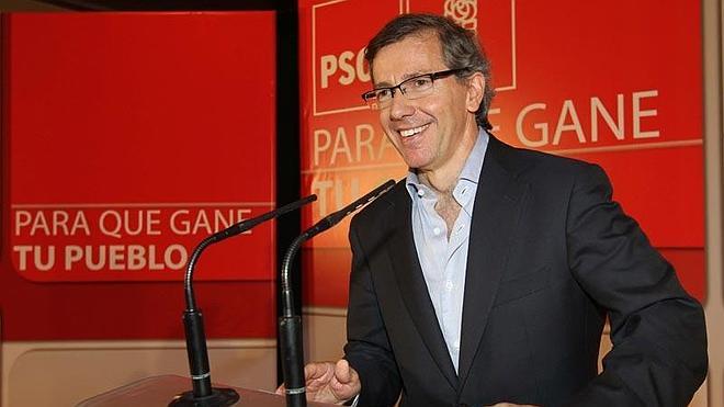 Bernardino León y Carlos Sanjuán avalan a Madina en Málaga