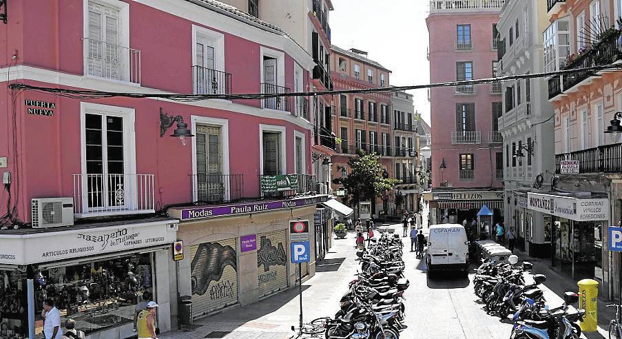 El Ayuntamiento peatonalizará más calles del Centro a costa de quitar plazas para motos