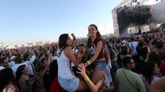 Torre del Mar da rienda suelta a la fiebre festivalera
