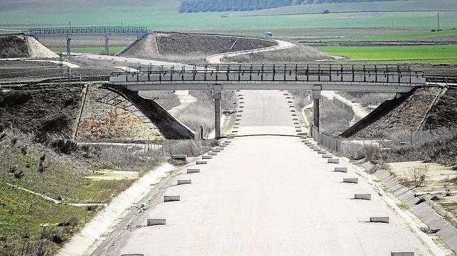 Bruselas denuncia por impacto ambiental el ‘AVE fantasma’ Marchena-Antequera