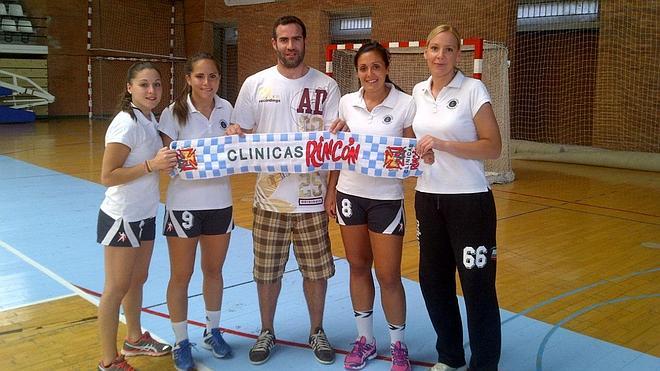 Carlos Cabezas, Borja Vivas o Dana Cervantes son del Balonmano Costa del Sol