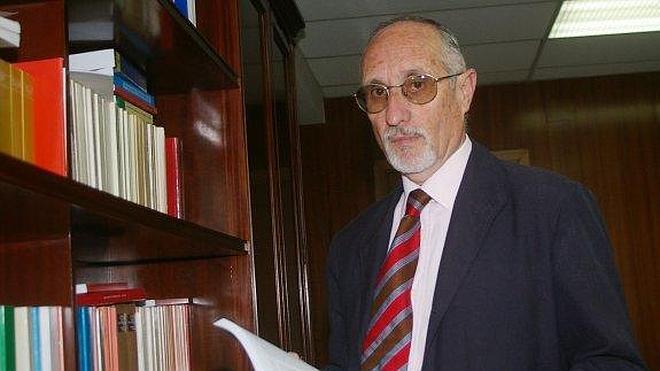 Antonio Morales Lázaro: «Quien inventó el pescado espetado es un genio»