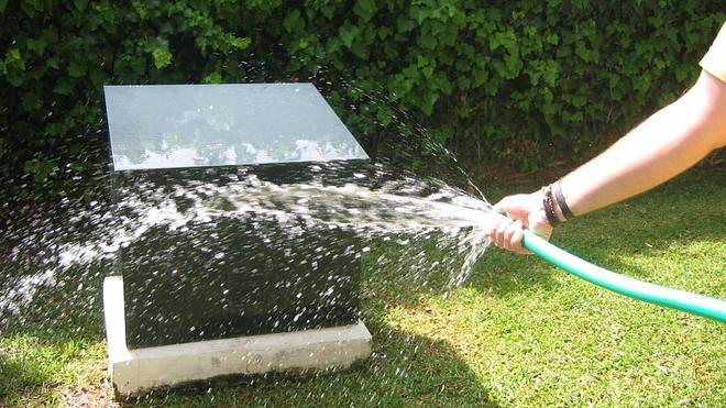 Villanueva del Rosario y del Trabuco multarán por gastar agua para regar jardines y aceras