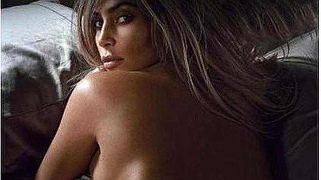 Kim Kardashian confiesa tras su desnudo que tiene un vídeo porno con Kanye West