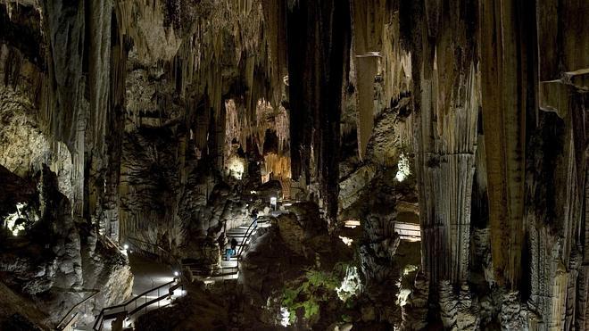La Cueva de Nerja ampliará su entrada y mejorará su acceso