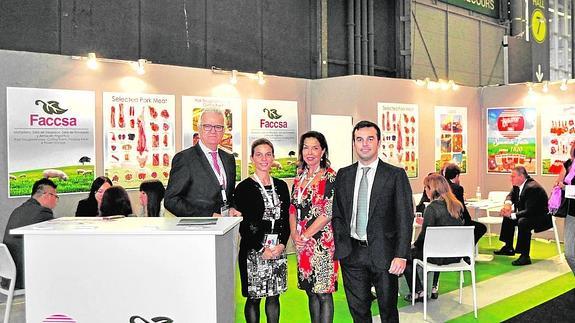 Famadesa y Faccsa venden en dos días en Sial París casi un millón de kilos de carne