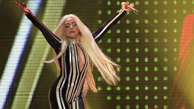 Lady Gaga reconoce que sufre una enfermedad mental