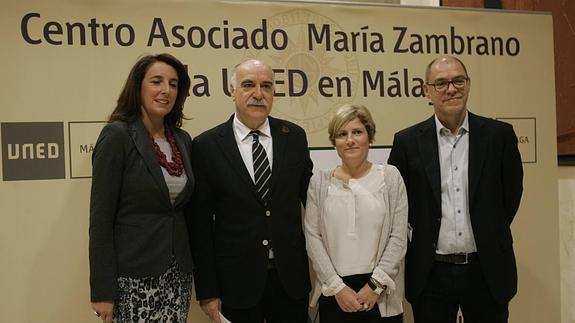 La UNED inaugura el nuevo curso marcado por el conflicto con los profesores