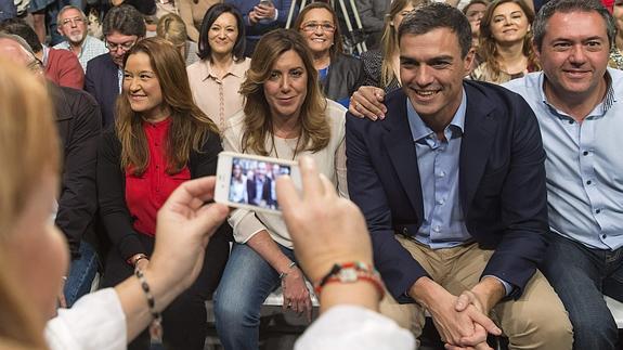 Díaz defiende la honradez de Chaves y Griñán y dice que se esclarecerá la verdad