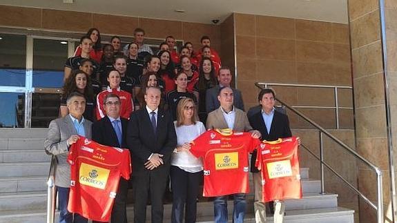 Fuengirola reúne las mejores selecciones de balonmano en un torneo internacional previo al Europeo