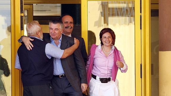 Marbella se opone a que Roca disfrute de permisos hasta que devuelva el dinero