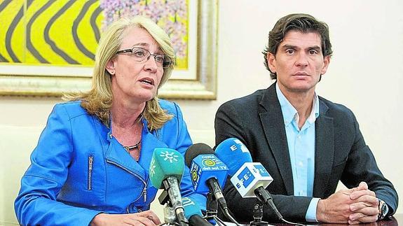La oposición denuncia la existencia de un «pacto de no agresión» entre el PP y UCB
