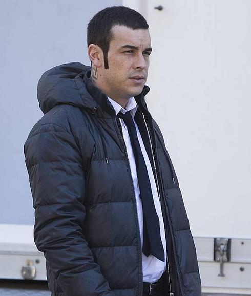 Mario Casas sigue el rodaje de 'Toro' en Málaga capital