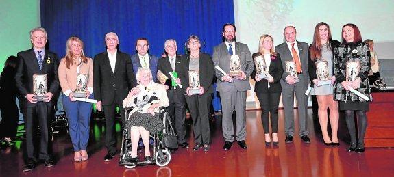 La Facultad de Económicas recibe el Premio de Andalucía