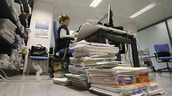 Los juzgados suspenden las sentencias sobre cláusulas suelo a la espera del Supremo