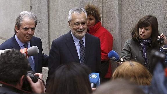 Griñán, primer presidente andaluz en declarar como imputado ante un juez por los ERE